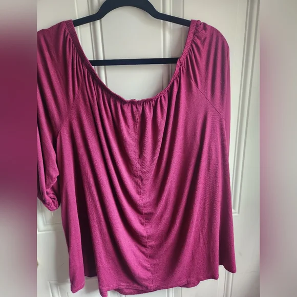 Lane Bryant Size 22 24 off shoulder very soft maroon raspberry boho top - Picture 2 of 4